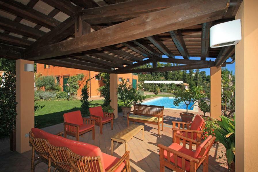 Villa Poggio Montali Monte Roberto Esterno foto