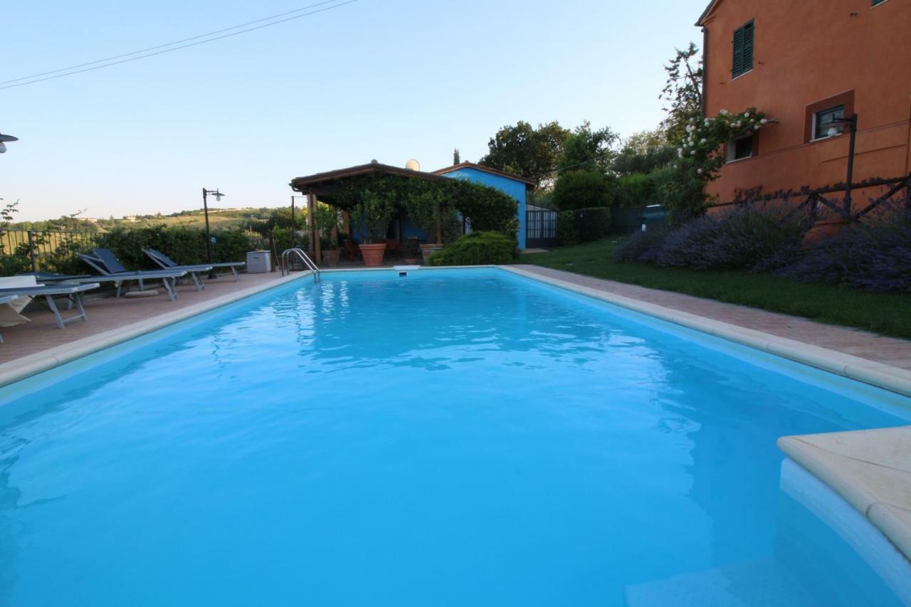 Villa Poggio Montali Monte Roberto Esterno foto
