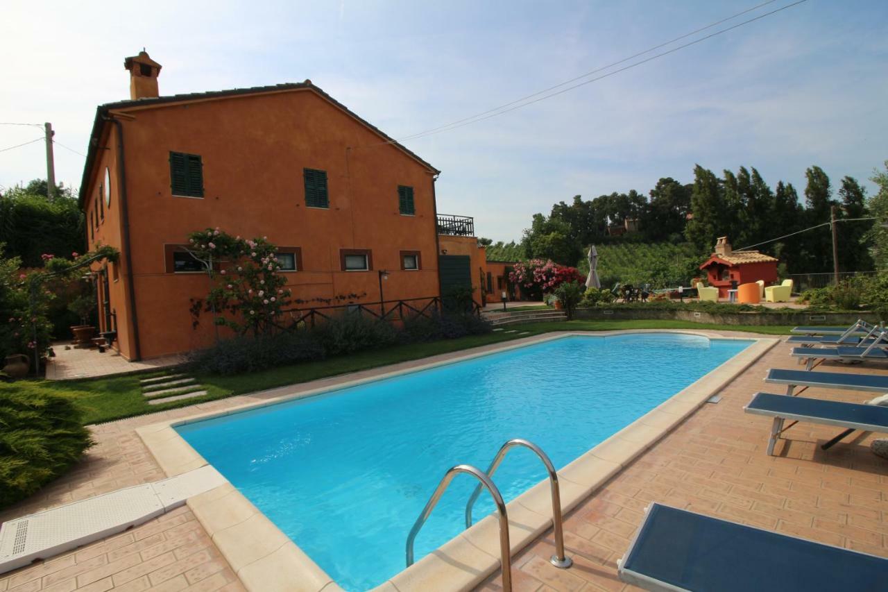 Villa Poggio Montali Monte Roberto Esterno foto
